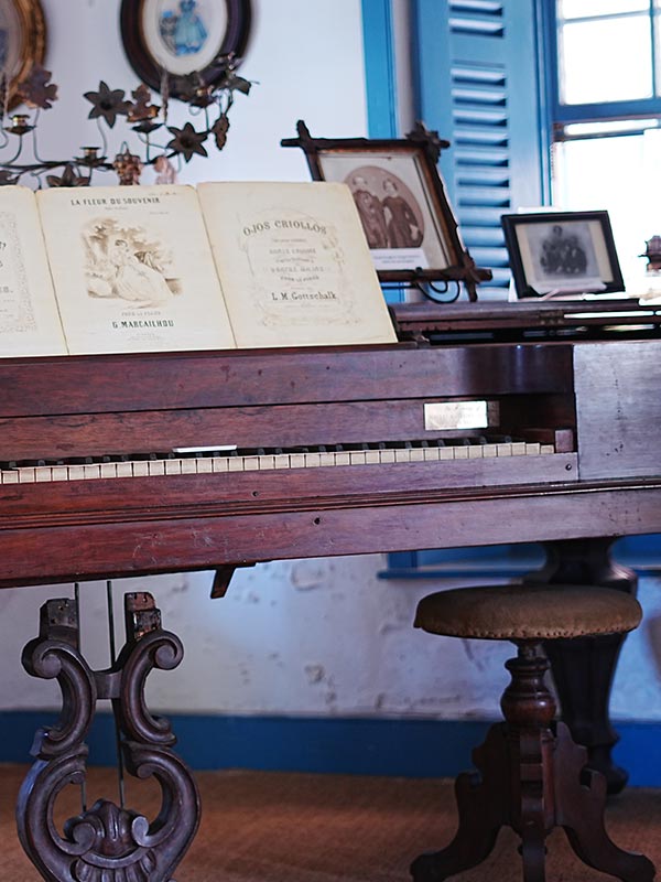 image of a piano that used to reside in the parlor at the Baldwin Home Museum. 